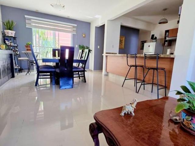 AMPLIO DEPARTAMENTO CON ROOF GARDEN CON VISTAS