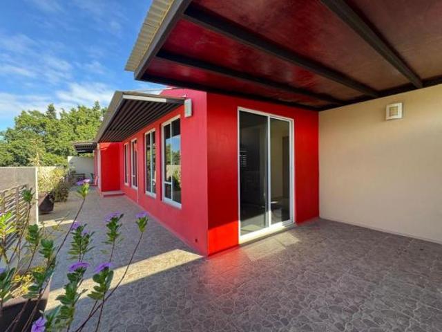 Amplio departamento con terraza en venta en Col del Maestro totalmente amueblado