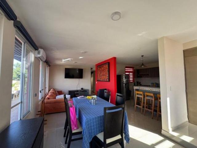 Amplio departamento con terraza en venta en Col del Maestro totalmente amueblado