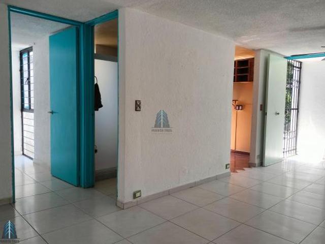 Amplio Duplex en venta en Col Pinar de la Calma