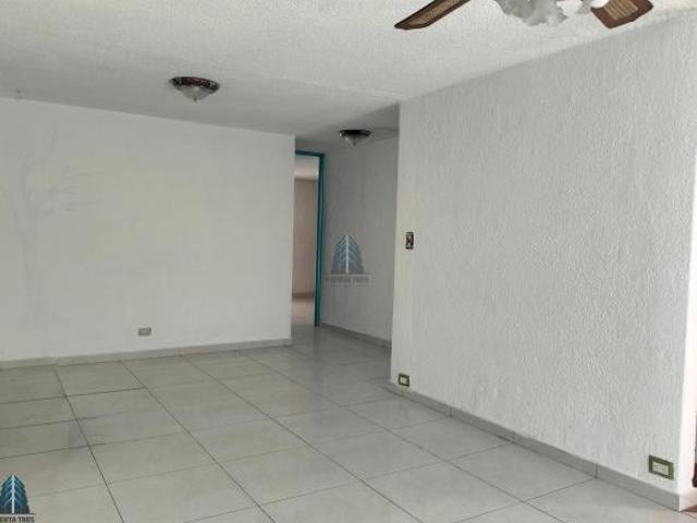 Amplio Duplex en venta en Col Pinar de la Calma