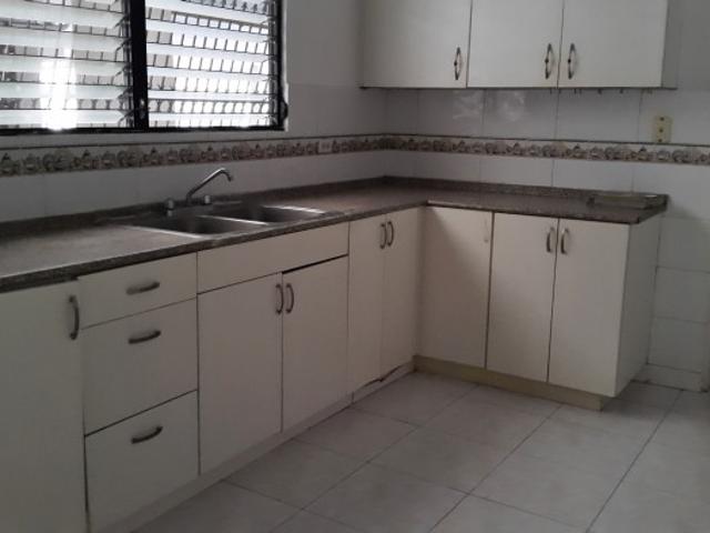 Amplio en planta baja en ciudad de panamá, betania