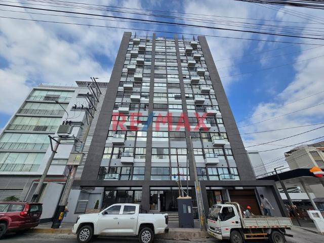 Local Comercial alquiler en Carmen Alto, Cayma