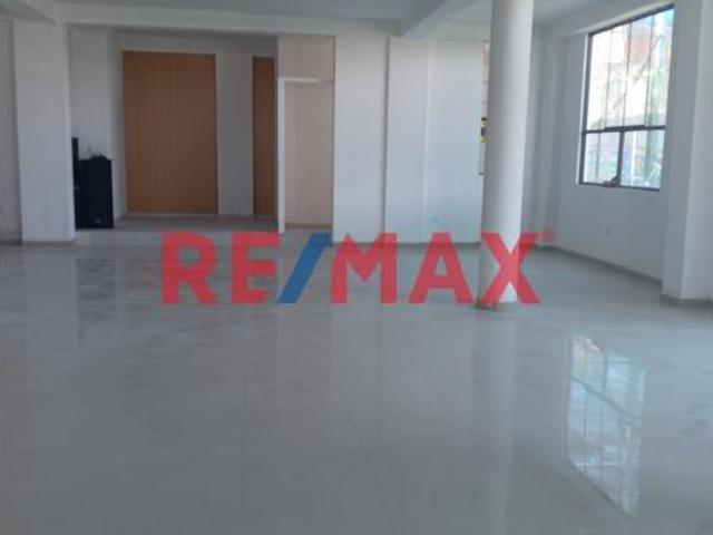 Local Comercial alquiler en Quinta Santa María, José Luis Bustamante y Rivero