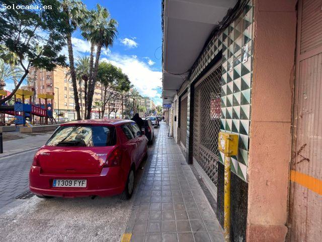 Local Comercial en alquiler en Manises, Ascensión Chirivella