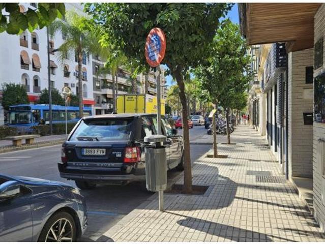 Local Comercial en alquiler en Jerez De La Frontera, Divina Pastora