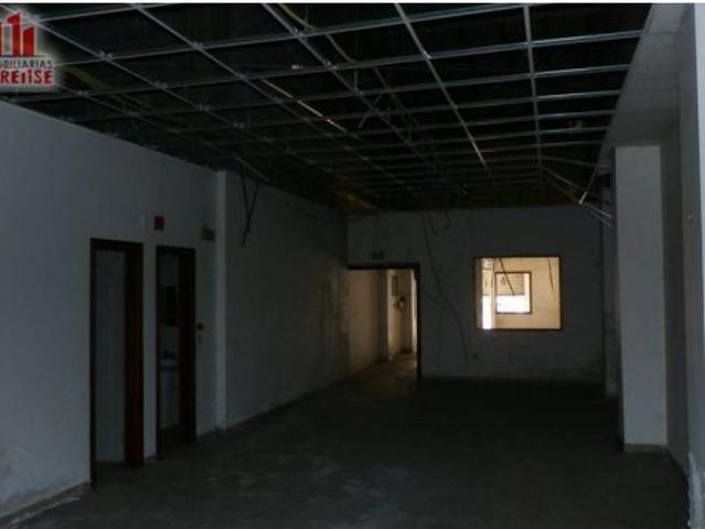 Local Comercial en venta en O Vinteún, Ourense
