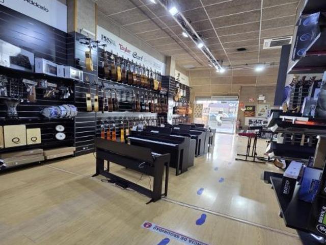 Local Comercial en alquiler en Nervión, Sevilla