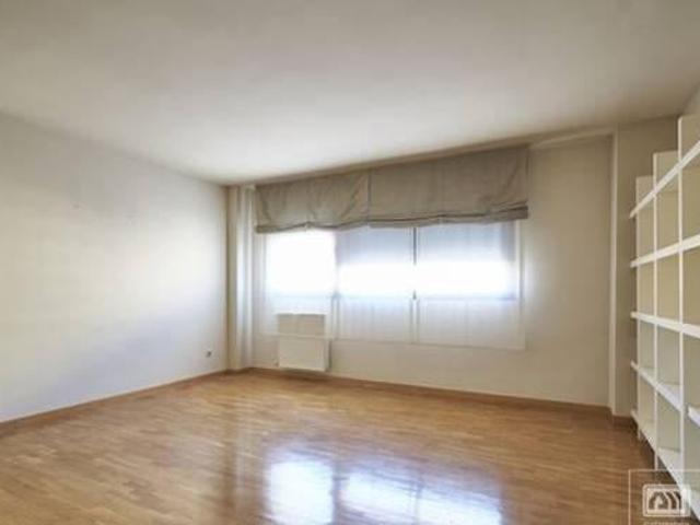 Casa en alquiler en Valverde De Alcalá, Madrid