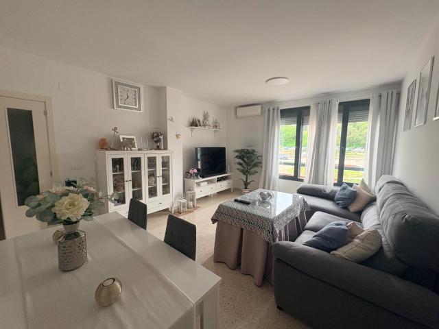 Piso en venta en Camas, Andalucía