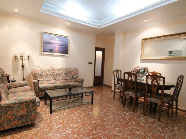 Piso en venta en Rute, Andalucía