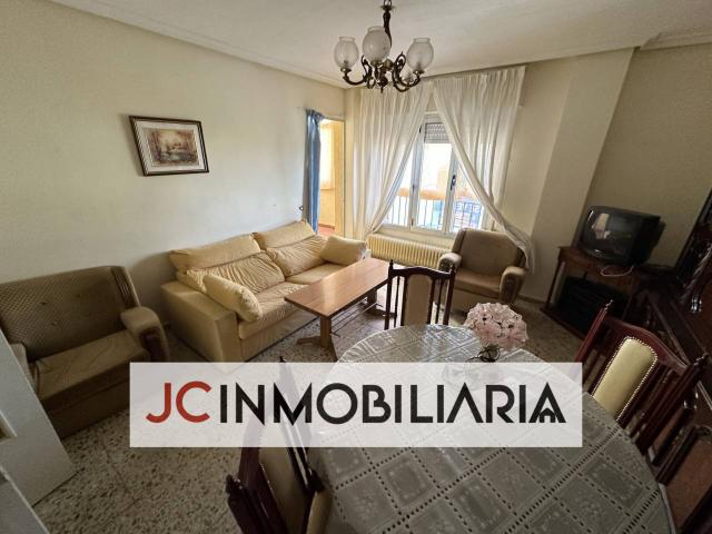 Piso en venta en Mayorga, Castilla y León