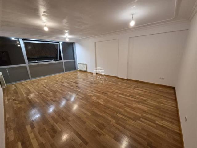 Piso en venta en A Virxe do Camiño, Pontevedra