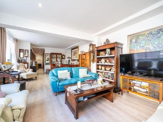 Piso en venta en Crist Rei, Raiguer