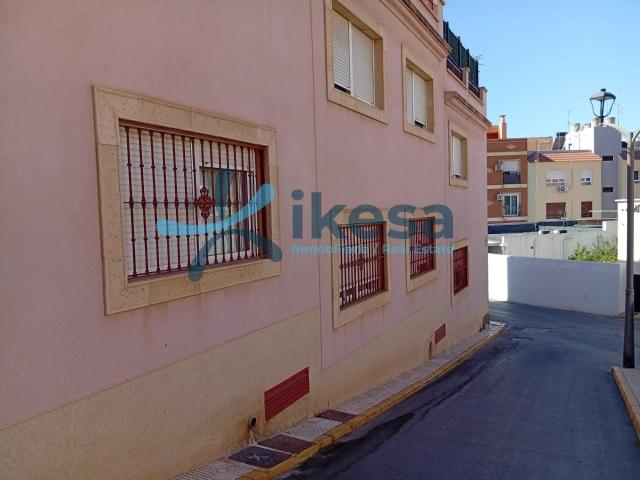 Nave en venta en Viator, Almería