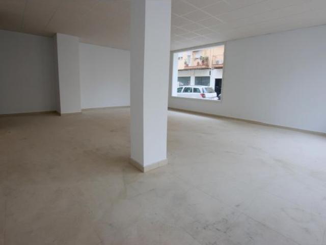Local Comercial en alquiler en Montijo, Extremadura