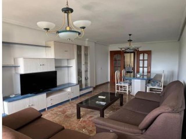 Piso en venta en Nueva Andalucía, Almería