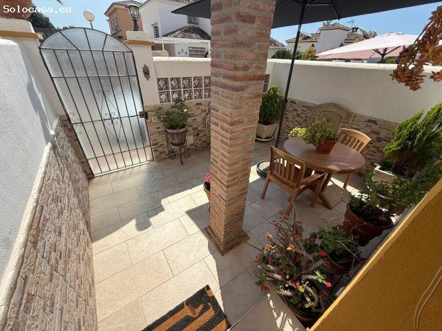 Casa en venta en Residencial El Higueral, Marbella
