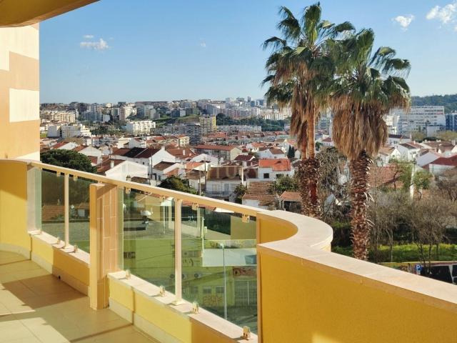 Apartamento alugar em Cova da Piedade, Almada