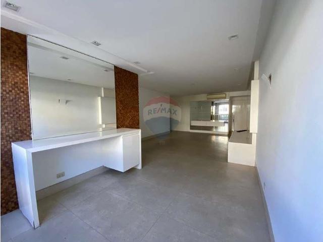 Apartamento aluguel em Região Geográfica Imediata de Vitória, Região Metropolitana da Grande Vitória