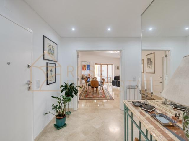 Apartamento venda em Quinta de São Martinho, Cascais