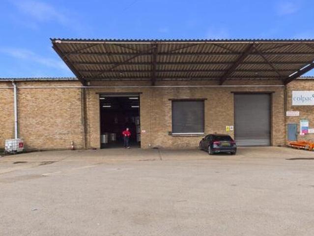House for sale in Bedford