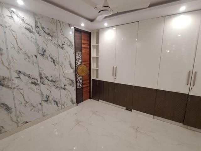 Property for rent in Deri