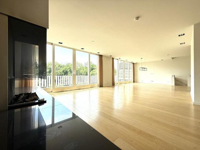 Appartement te huur in Zuid, Amsterdam