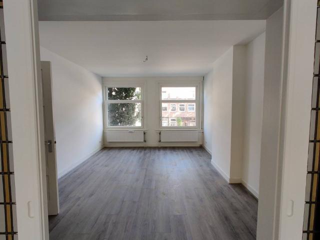 Appartement te huur in Zuid, Amsterdam