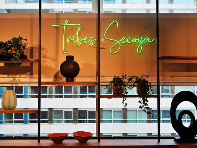 Bedrijfspand te huur in Zuid, Amsterdam