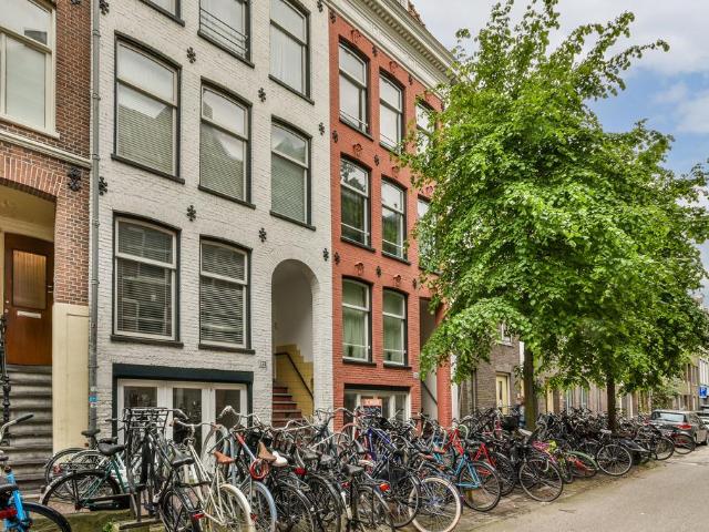 Appartement te huur in Zuid, Amsterdam