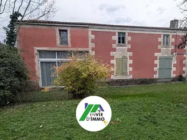 Maison vente à Bourg d'Amuré, Amuré