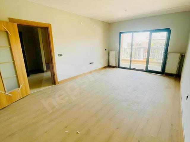 Üniversite Lojmanları, Battalgazi içerisinde satılık mülk