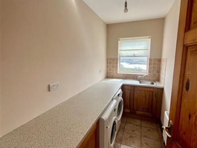 Detached House for sale in Ballynahown, Connacht