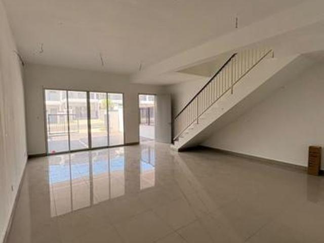 Terraced House for sale in Sungai Buloh, Shah Alam
