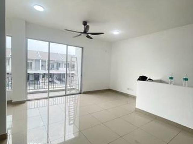 Terraced House for rent in Bandaraya Klang, Klang