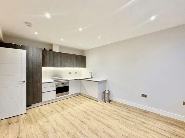 Apartment for rent in Kings Hill, Colliers End