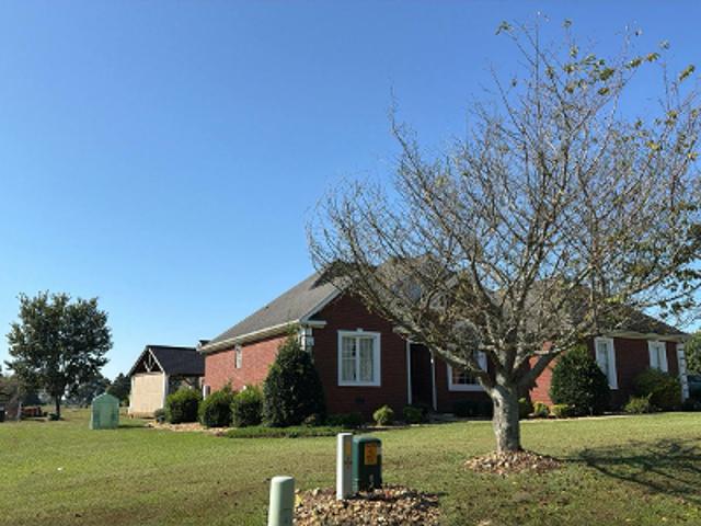 House for sale in Centre, Alabama