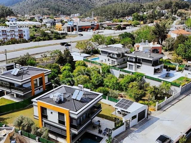 Kemer, Antalya içerisinde kiralık Villa