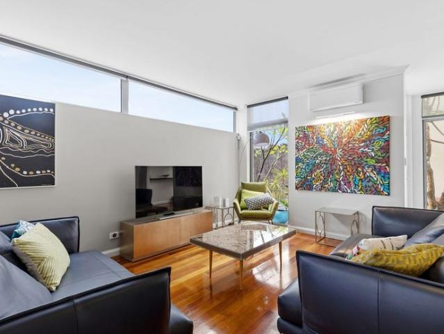 Townhouse for rent in Stirling, Western Australia