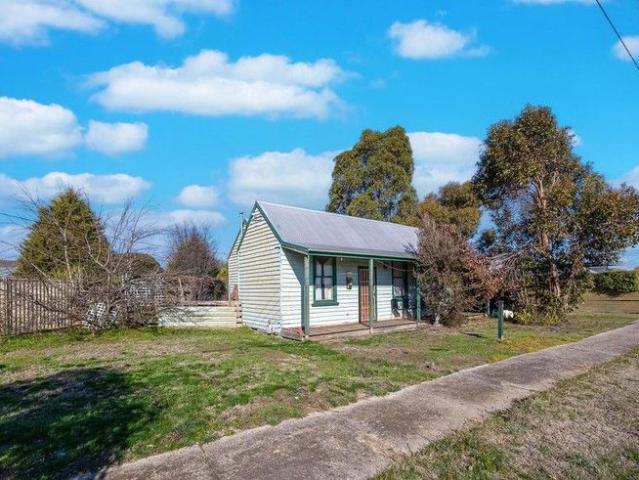 House for sale in Sebastopol