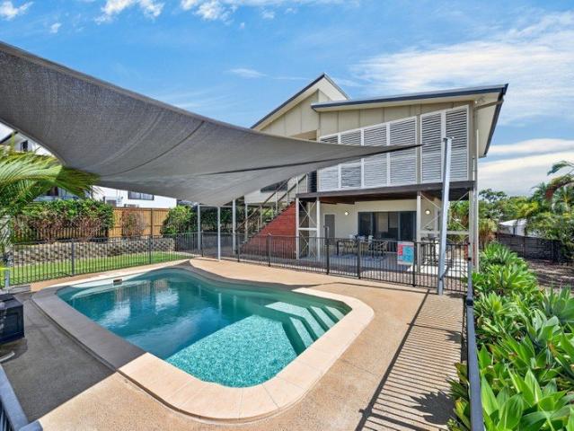 House for sale in Bushland Beach, Queensland