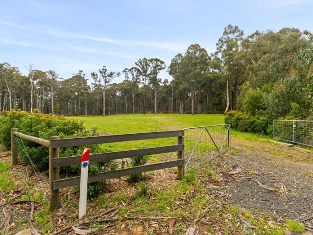 Land for sale in Trentham, Shire of Hepburn
