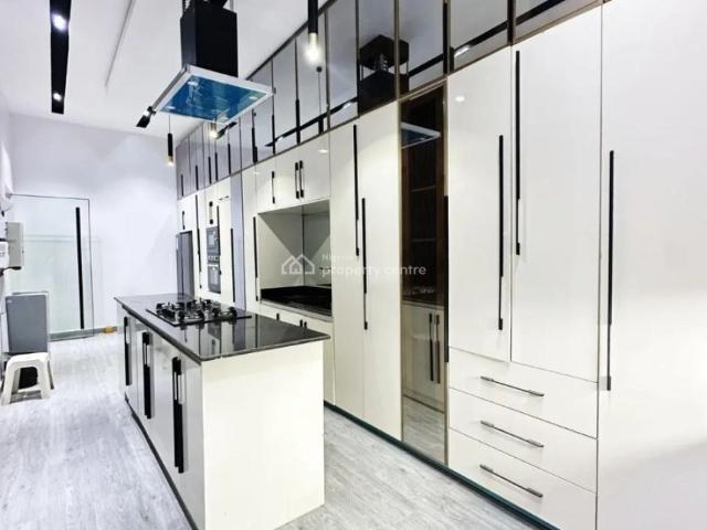 Detached duplex for sale in Eti Osa, Lagos