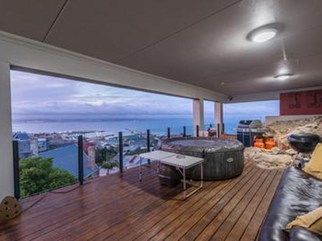 House for sale in Mossel Bay, Western Cape