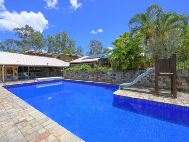 Cottage for sale in Gladstone, Queensland