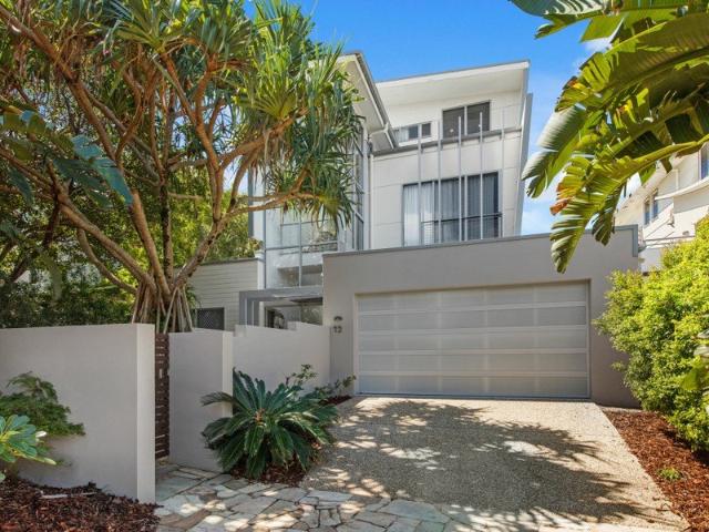 House for sale in Mudjimba, Sunshine Coast Regional