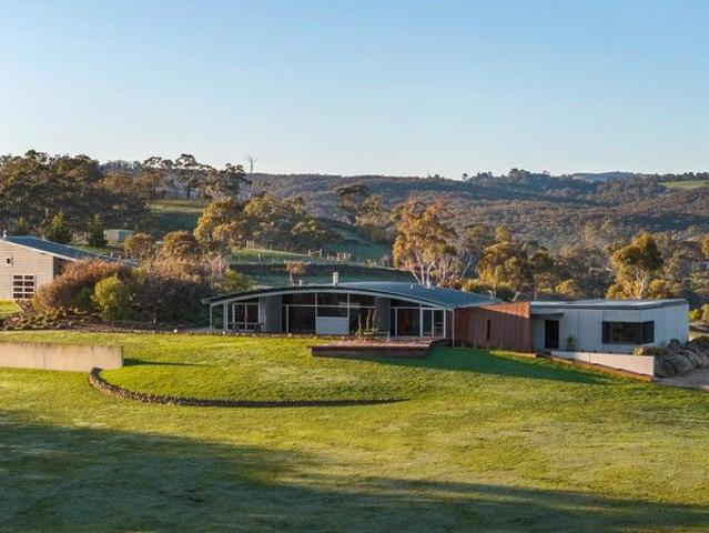 House for sale in Elevated Plains, Victoria
