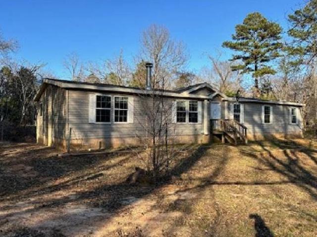 House for sale in Elkhart, Texas