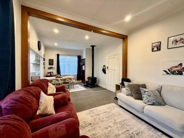 House for rent in Otakou